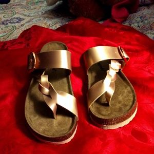 📿👡EUC, Outwoods Sandals, Worn only a few times